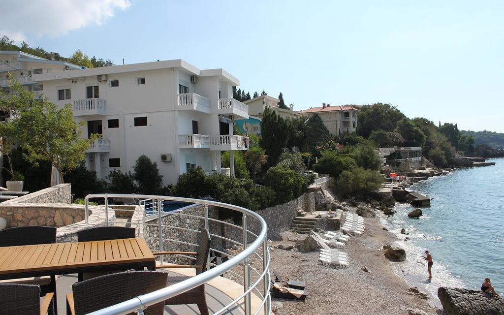 Saga Del Mare Apartment Sutomore Bagian luar foto
