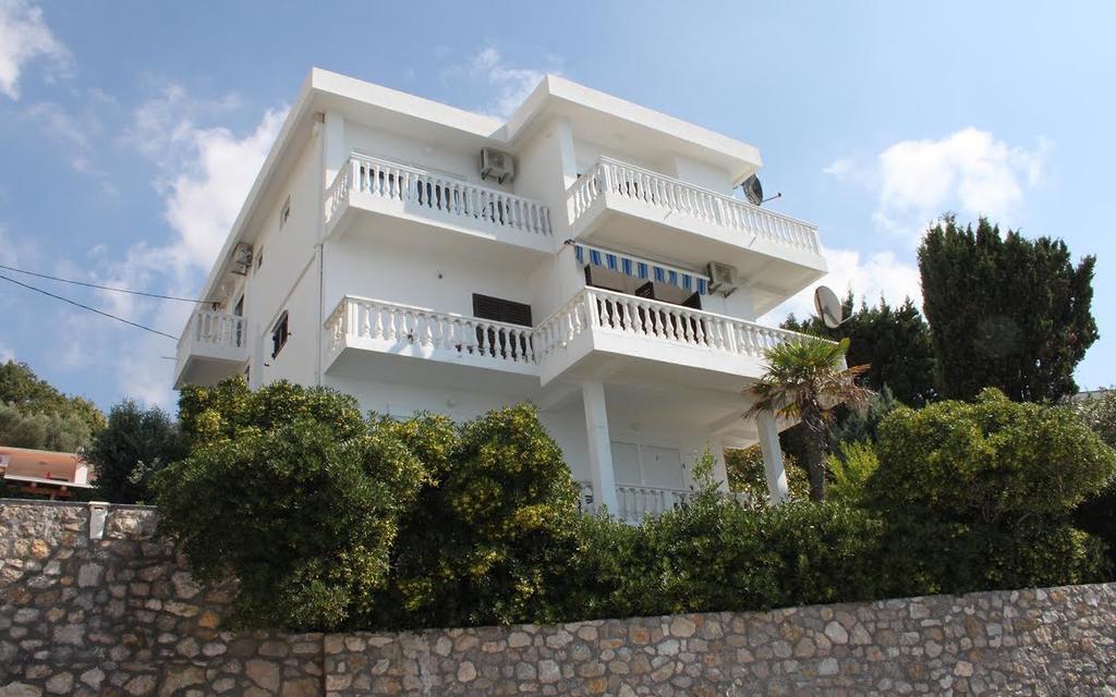 Saga Del Mare Apartment Sutomore Bagian luar foto