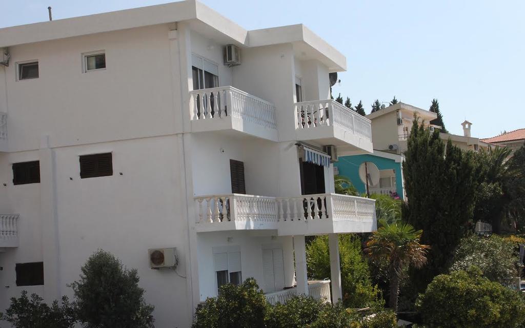 Saga Del Mare Apartment Sutomore Bagian luar foto